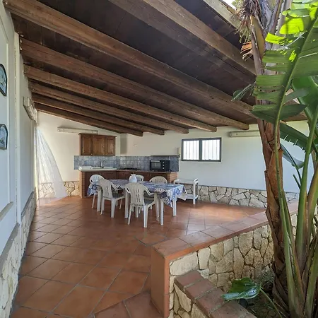 Villa Lucia *